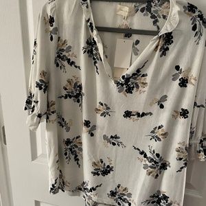 Brand new melloday blouse